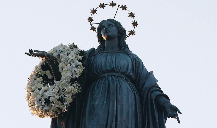 Poet Mary Szybist: Whose version of Mary am I holding?